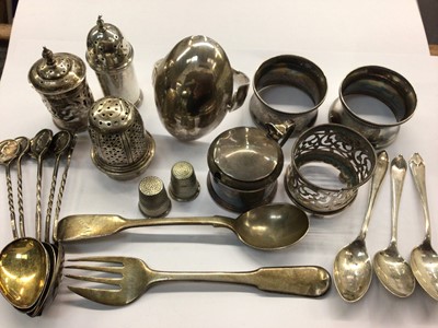 Lot 738 - Group silver to include condiments, pair napkin rings, teaspoons etc