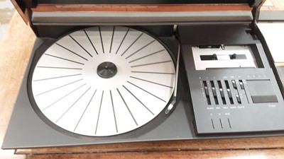 Lot 2305 - Bang & Olufsen Beocenter 2200 record player