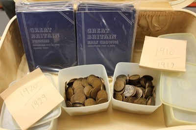 Lot 473 - World - Mixed coinage to include G.B. silver Victoria Crown 1982 F, Canada silver Dollars 1949 GEF - AU