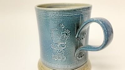 Lot 1181 - Steve Harrison studio pottery salt glazed mug/tankard, dated 1999, 10cm high