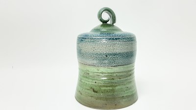 Lot 1192 - Large Jane Hamlyn studio pottery salt glazed  blue and green jar and cover, 27cm high