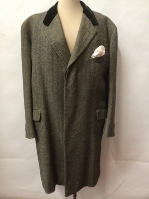 Lot 2168 - 1965 Gentlemen's Huntsman & Sons Ltd Savile Row Black and White tweed overcoat with velvet collar trim.  Also a 1965 Huntsman's grey suit.