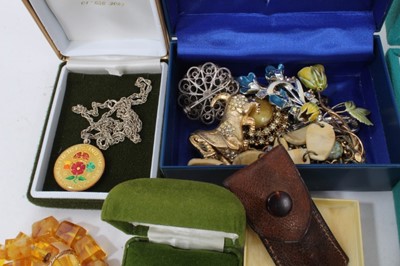 Lot 8 - Collection of vintage and costume jewellery to include silver charm bracelets