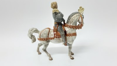 Lot 1 - Beswick Knight in Armour (The Earl of Warwick), model no. 1145, designed by Arthur Gredington, 27.8cm in height