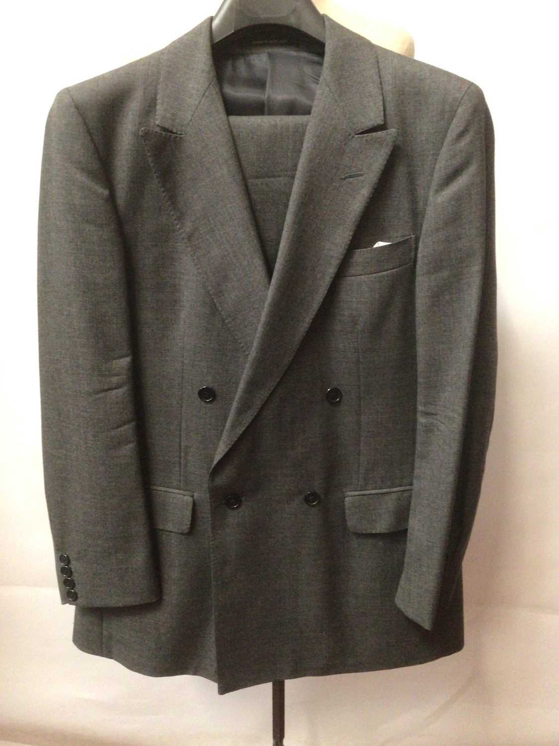 Lot 2176 - Gentlemen's Grey wool suit by Harvie and