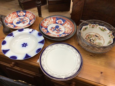 Lot 596 - Quantity of china and glass, including two Imari plates