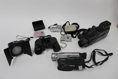 Lot 2453 - Two boxes of cameras and photographic accessories