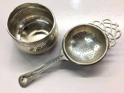 Lot 650 - 1930's silver tea strainer and stand (Birmingham 1932)