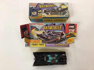 Lot 1869 - Corgi Batmobile No.267 plus Batboat and trailer No. 107, both boxed (2)