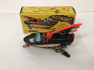 Lot 1869 - Corgi Batmobile No.267 plus Batboat and trailer No. 107, both boxed (2)