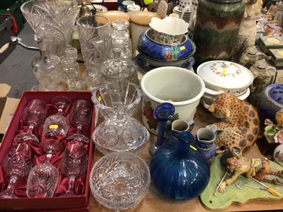 Lot 392 - Large quantity ceramics, glassware and sundries