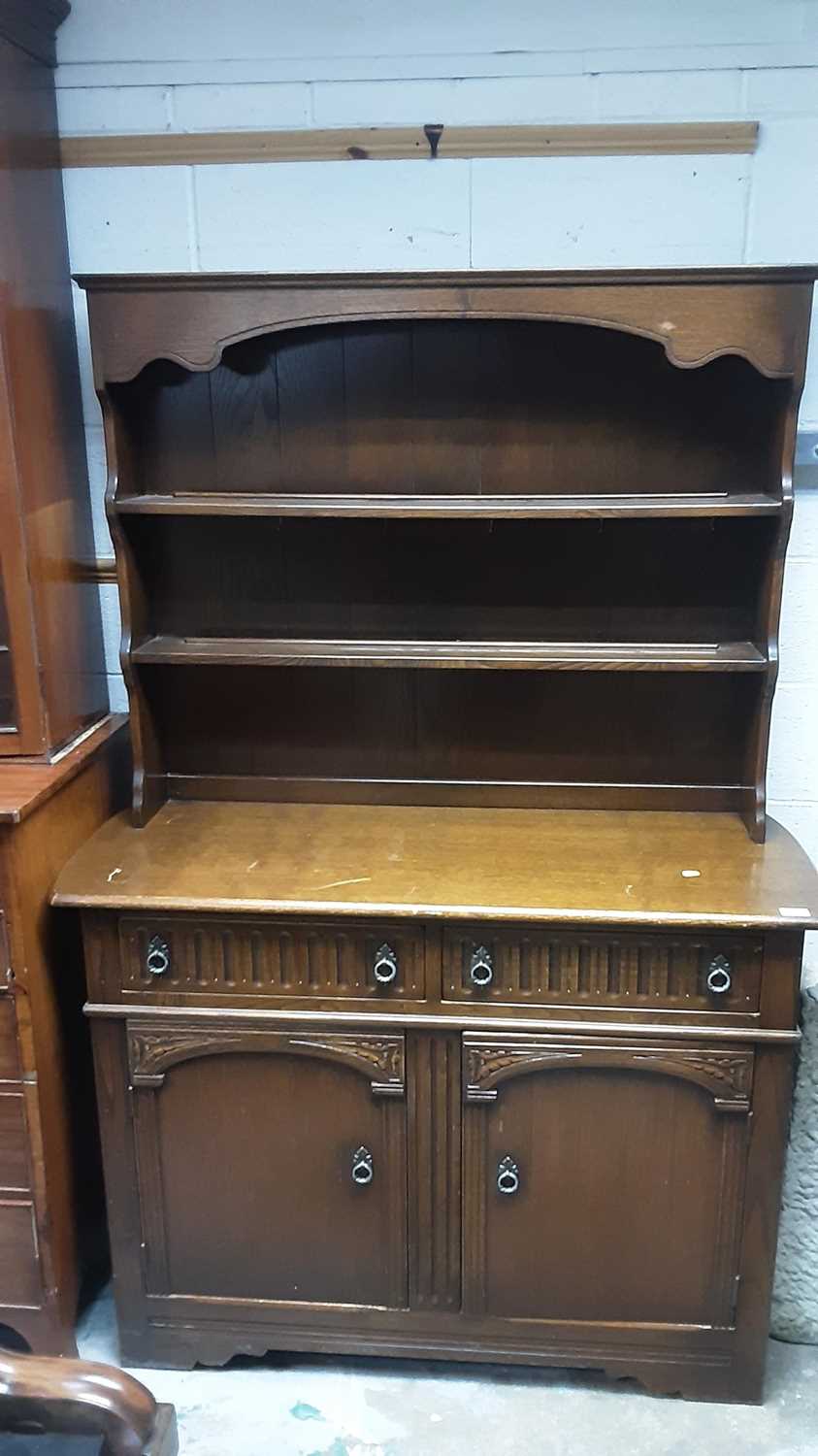 Lot 1115 - Oak two height dresser