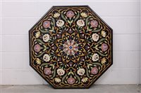 Lot 1432 - Fine quality 18th century-style pietra dura...