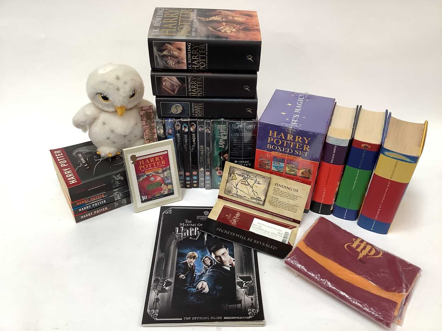 Lot 2596 - Collection of Harry Potter books, DVD's and other items
