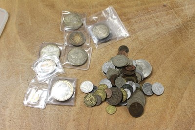 Lot 498 - World - Mixed silver coins