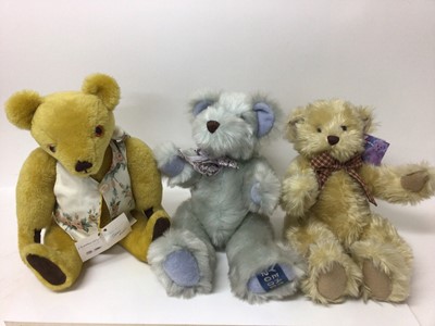 Lot 1810 - Box of collectable bears including Deans Colchester Bear, Rachmaninov by Jean Allen, Cashmere Cutie by Merrythought, Beth by Warren Bears and other bears. Plus a short mohair Cow with painted bell.