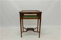 Lot 1464 - Inlaid mahogany display table in the Edwardian...