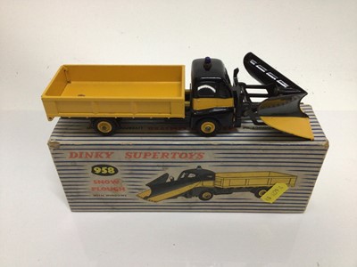 Lot 1814 - Dinky Supertoy snow plough No 958 boxed plus unboxed Coles crane (2)