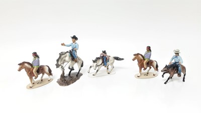 Lot 133 - Collection of Hagen Renaker ceramic models including horses and cattle (21)