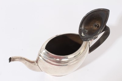 Lot 351 - Silver teapot with matching silver sugar basin and silver cream jug of oval navette form (London 1927)