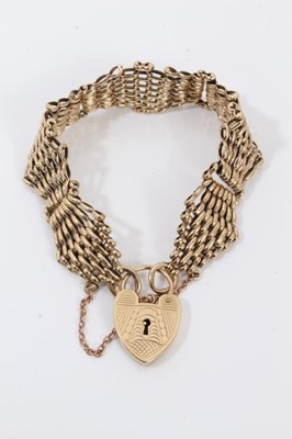 Lot 92 - 9ct gold gate bracelet with padlock clasp