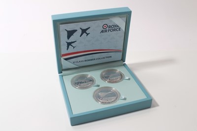 Lot 483 - G.B. -The Royal Air Force silver plated Medallion set of 3 depicting V Class Bombers in case of issue with Certificate of Authenticity (1 set of medallions)