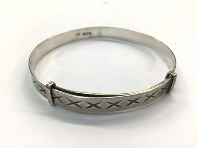 Lot 695 - Silver signet ring, Chinese ring, silver bangle, two silver pencils and Conway Stewart small fountain pen
