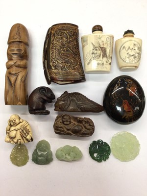 Lot 621 - Group of oriental wares to include snuff bottles, Chinese hardstone carvings and other pieces