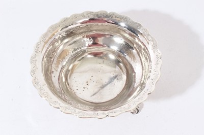 Lot 261 - Victorian silver sugar bowl with engraved foliate scroll decoration, 8ozs