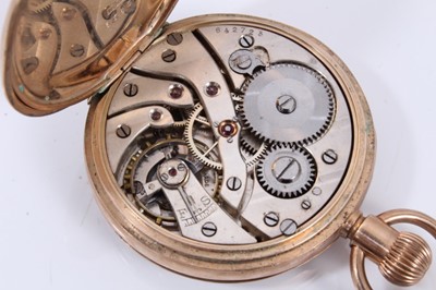 Lot 581 - 9ct gold pocket watch