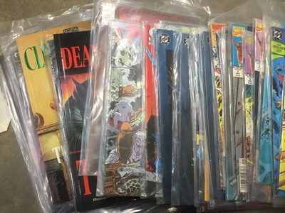 Lot 205 - Collection of Marvel comics