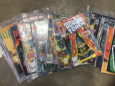 Lot 205 - Collection of Marvel comics