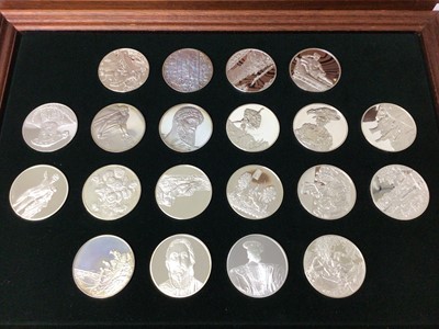 Lot 529 - U.S. - The Franklin Mint 100 Silver Medallion Set 'The 100 Greatest Masterpieces'