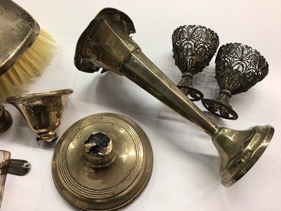 Lot 673 - Group silver and white metal items