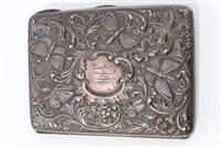 Lot 563 - Late Victorian ladies' Silverer Carsd case and...