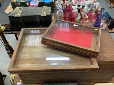 Lot 1003 - Two table top display cases
