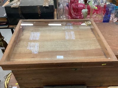 Lot 1003 - Two table top display cases
