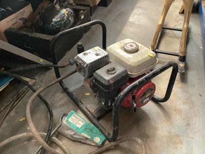 Lot 605 - Honda industrial pressure washer