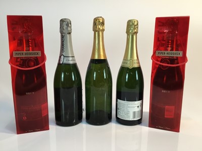 Lot 9 - Champagne - ten bottles, Piper Heidsieck and others