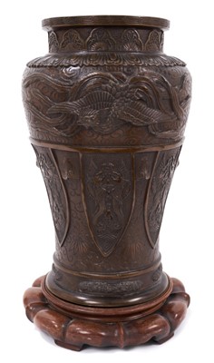 Lot 806 - Fine Japanese Meiji period bronze vase