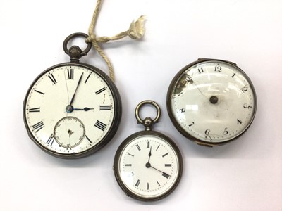 Lot 672 - Victorian silver cased pocket watch, silver fob watch and one other antique pocket watch