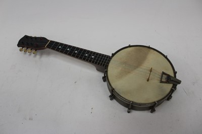 Lot 2342 - Walliostro ukulele-banjo