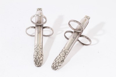 Lot 280 - !9th century sprung server and a pair of Christofle plated Asparagus holders