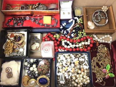 Lot 272 - Group vintage costume jewellery including silver brooches, pendant necklaces, beads, wristwatches and bijouterie