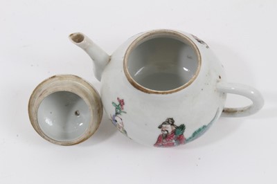 Lot 71 - Chinese porcelain teapot