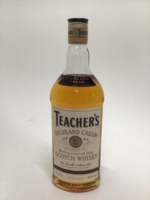 Lot 164 - Whisky - four bottles, Glemorangie Ten years old, Glenfiddich, Johnnie Walker Red Label and Teachers, three boxed