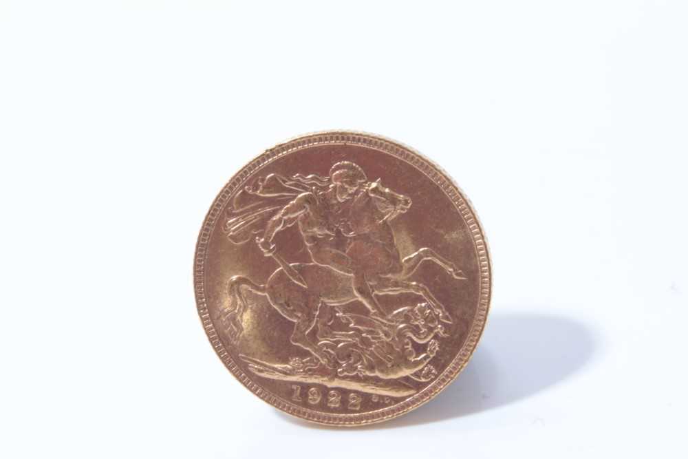 Lot 590 - G.B. - Gold Sovereign George V 1922P EF (1