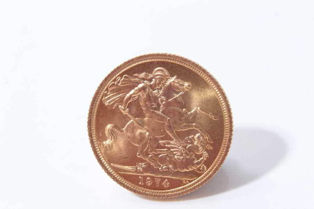 Lot 611 - G.B. - Gold Sovereign Elizabeth II 1974 UNC