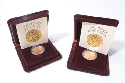 Lot 614 - G.B. - Gold proof Sovereigns Elizabeth II 1981 x 2 (N.B. Cased with Certificates of Authenticity) (2 coins)