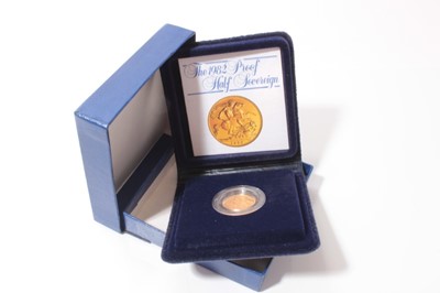 Lot 618 - G.B. - Gold proof Half Sovereign Elizabeth II 1982 (N.B. Cased with Certificate of Authenticity) (1 coin)